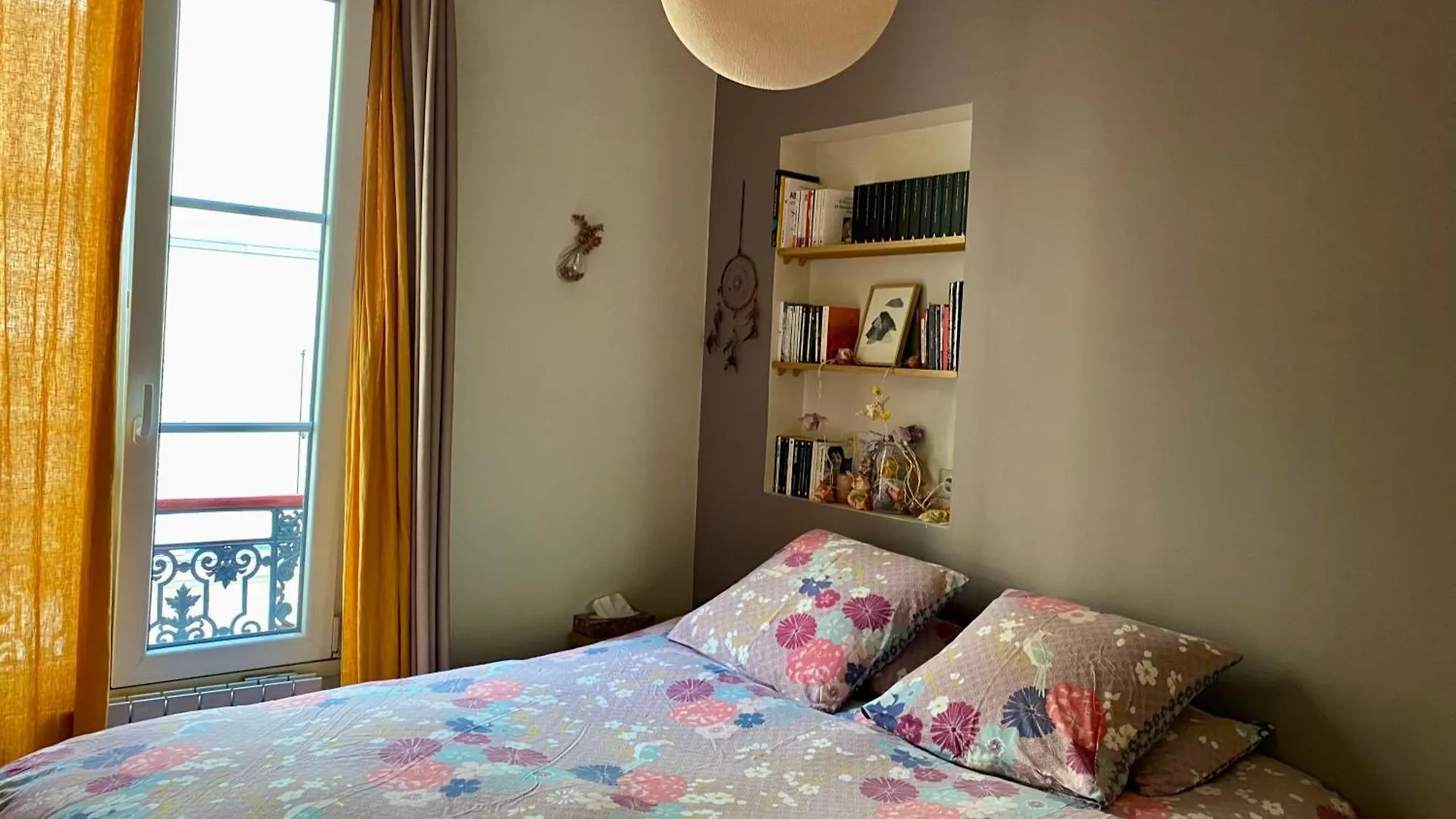 Appartement Calme Au Coeur De Montmartre ! Paris France